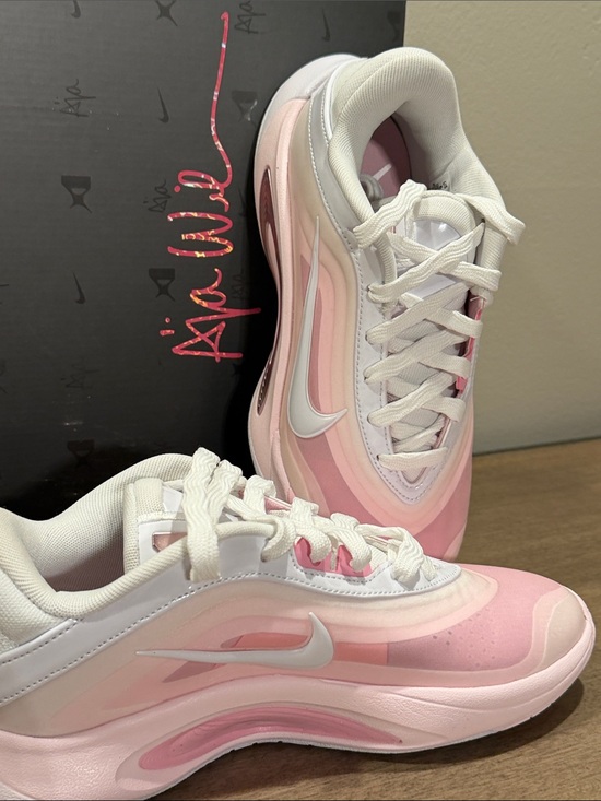 Nike Women's Birthday Cake A'One Athletic Sneakers